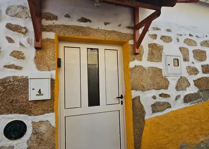 Charming House In Nova De Foz Coa With Private Entrance